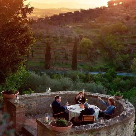 Palazzo Brandano 3* Petroio