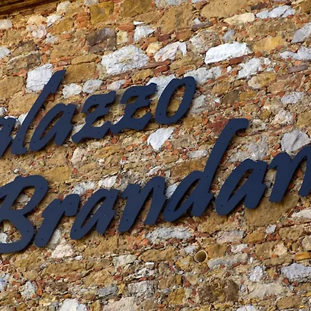 Palazzo Brandano 3* Petroio